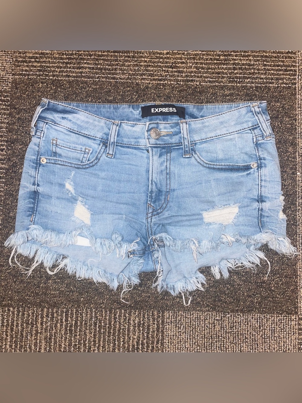 Express Lightwash Lowrise Ripped, Distressed & Frayed Cotton Denim Shorts